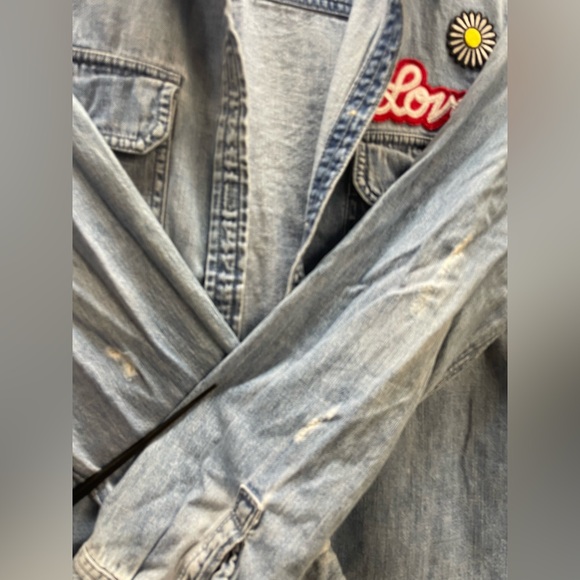 American Eagle Denim oversized shirt with Fun Patches - Picture 4 of 7